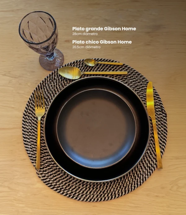Plato chico negro con borde metalizado Gibson Home