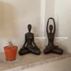 Estatua Yoga Negra