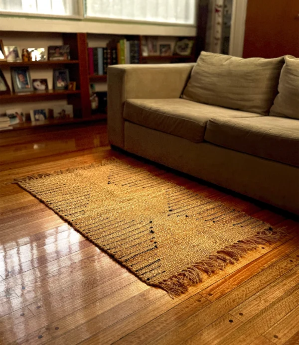 Alfombra rústica yute con rombos