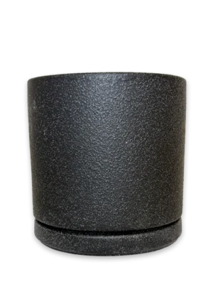 Maceta negra grande